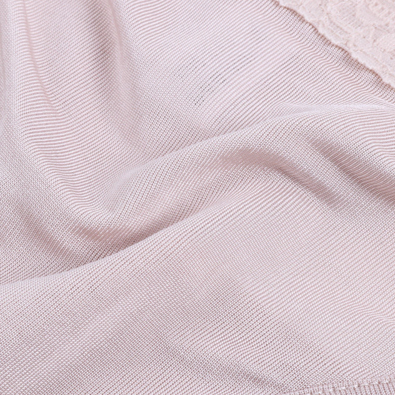 传统内内扔了吧，聪明的女人都穿轻薄丁字裤，美得动人心魄