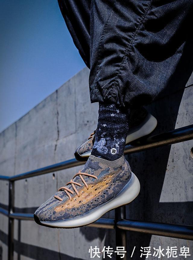 #细节#Yeezy新鞋型首次曝光!水滴细节够独特