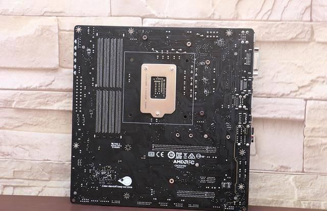  『值得一提』老机箱新折腾，分享一台最近完成的 M-ATX 主机