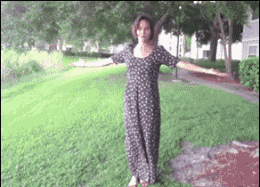 美女们穿裙子一定要注意了 尴尬总是来得太突然让人措手不及