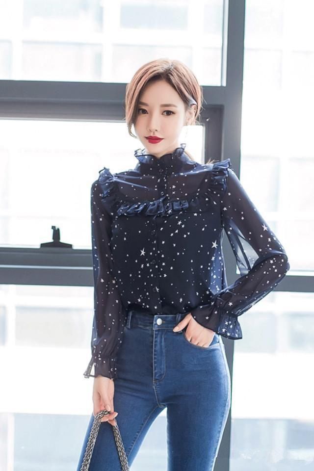 路人街拍靓丽的紧身打扮，简直美炸了!