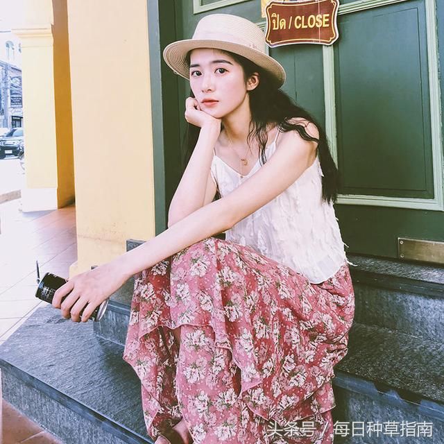 女人穿裙子不注意这3点，长得再美也是白搭~