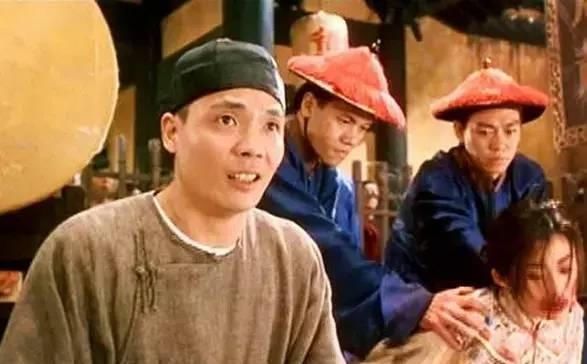 龙套■有些人表面上给周星驰演龙套, 背地里却是名声在外的大导演