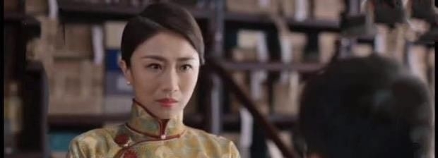 『拍卖』孙红雷老婆35岁自拍卖萌仍似少女,戏里戏外反差大