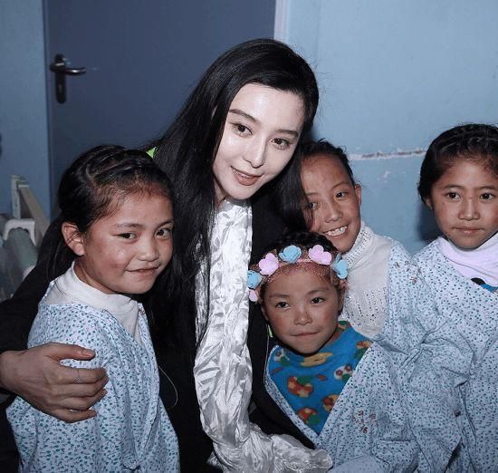 范冰冰力破封杀谣言,《手机2》顺利杀青,点赞公益微博被赞