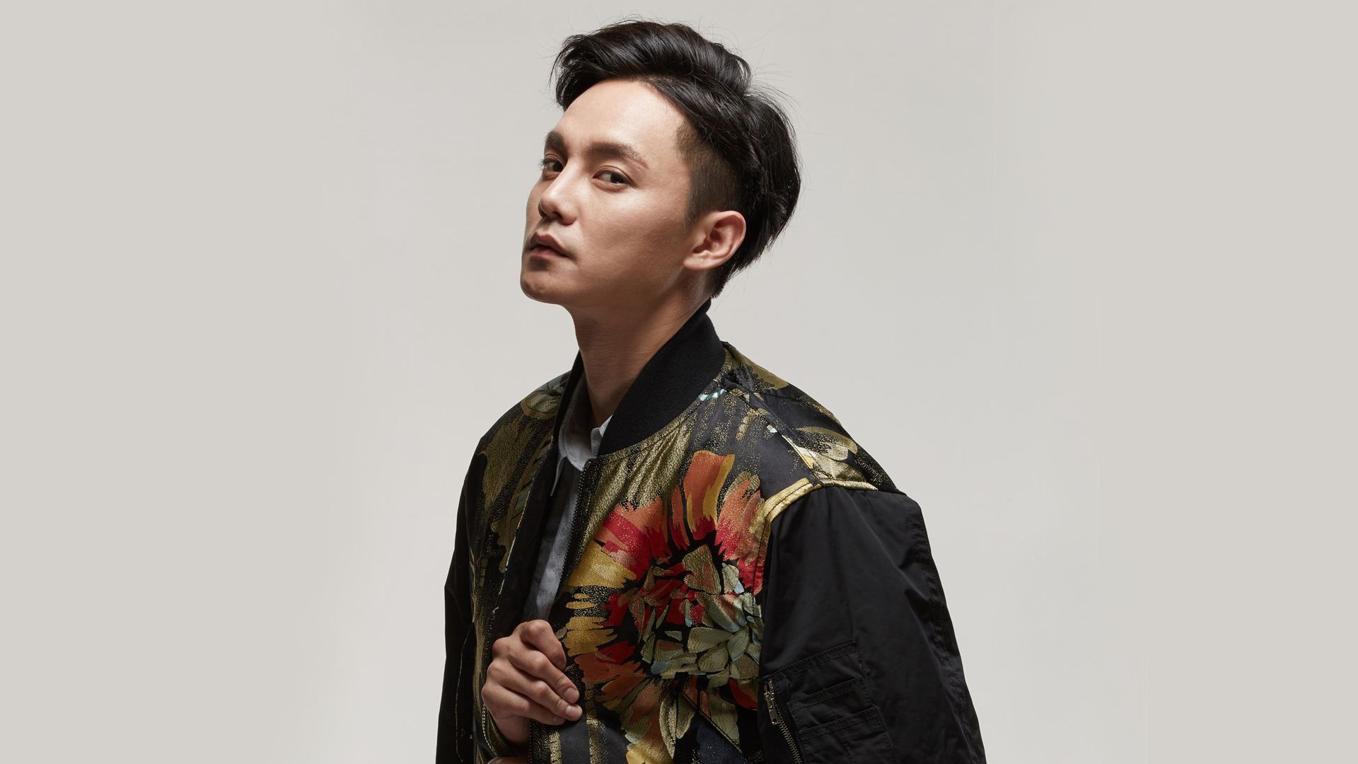 尹正惊艳模仿张国荣,张丰毅泪目回忆过往