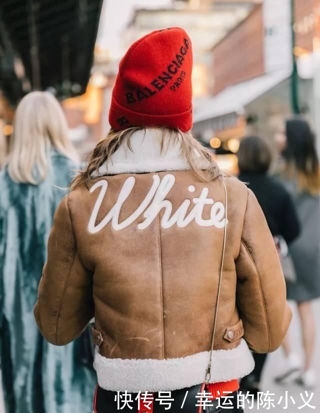 「显瘦」比大衣温暖、比羽绒服显瘦,今年最流行的外套是这件!