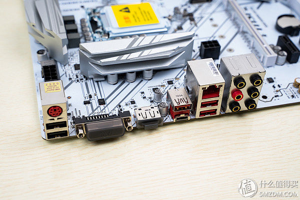 装机 篇一:纯白主机装机-Fractal Design Define R5白金版装机