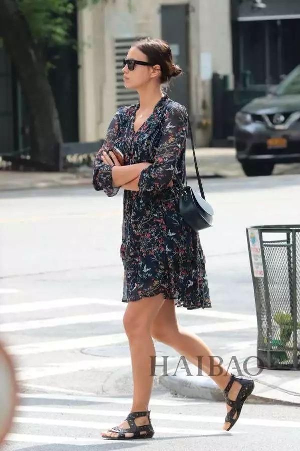 吃瓜| 甩掉30亿C罗为富豪男明星生娃?这枚超模才叫开挂!