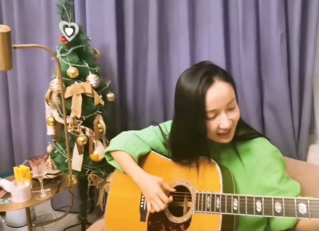  [马伊]娄艺潇与马伊琍视频云聚会 合唱遇延迟秒变二重唱