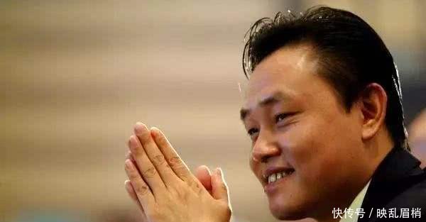 哥哥曾是中国首富，她却选择嫁给哥哥的司机，后帮老公成百亿富豪