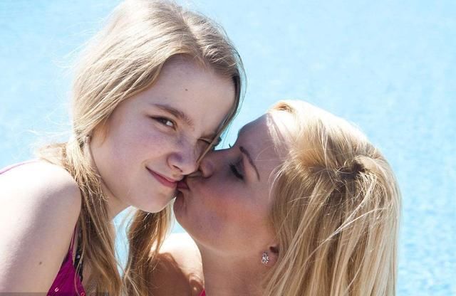 非洲这国家不但没有黑人，满大街都是混血女！而且还对中国免签