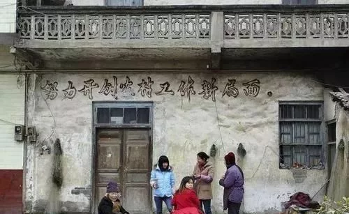 从农村走出来的那些人,为何最后都选择不回去了?还能回去了吗?