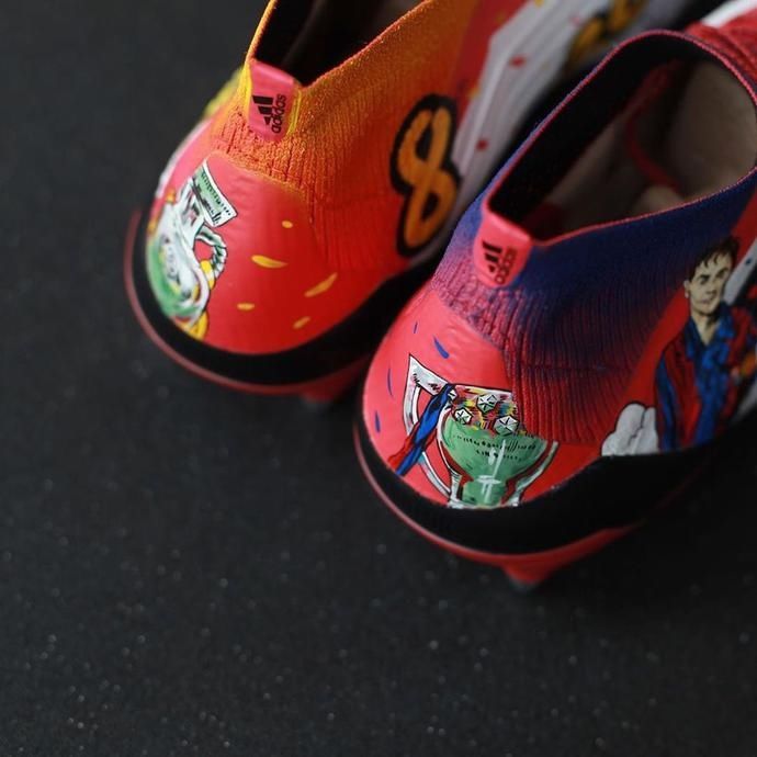  『打造』Pete郑为哈维打造定制款adidas Predator 18.1足球鞋