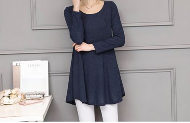 40岁以上女人，秋天尽量别穿裙!秋衫+黑裤子，国庆穿超好看