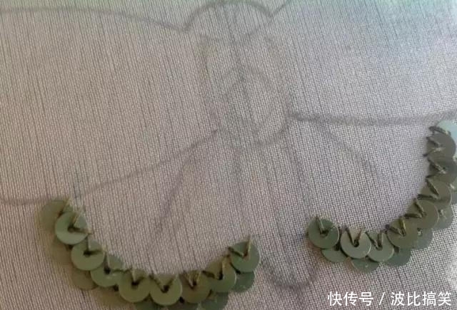 【珠绣胸针】你离小仙女只差一件闪闪的配饰,DIY手工珠绣饰品,附教程