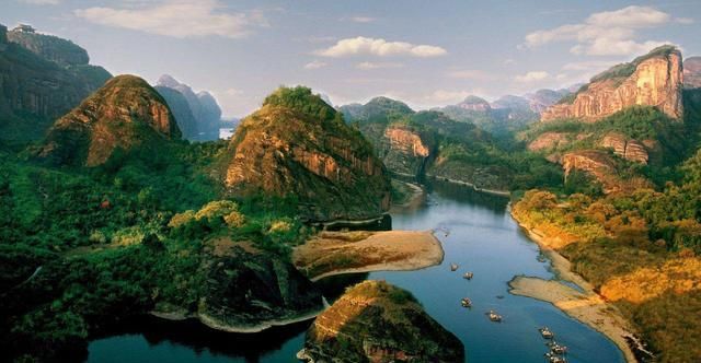  道教尊为：中国历史上的道教名山