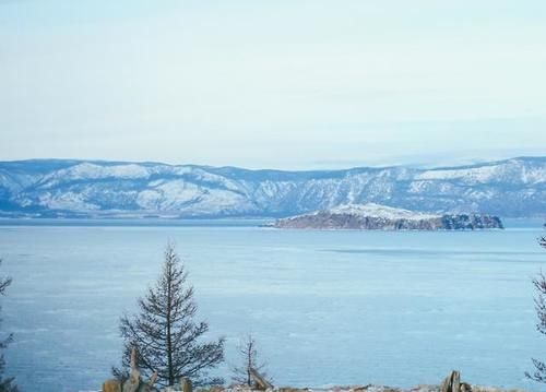 世界上最大淡水湖，湖水可直接饮用，蓄水量竟相当于19个渤海