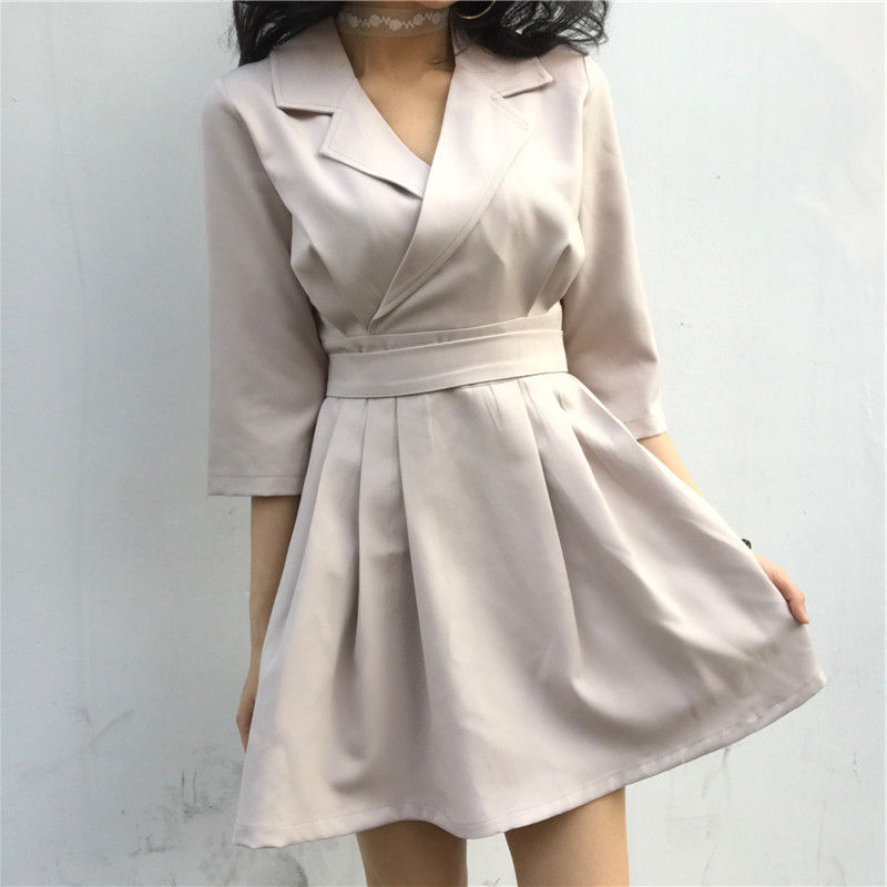 今年流行穿冻龄裙子，比丝袜嫩美，不挑人不变形