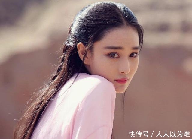 张馨予承认整过容，童年照爆出却是美图秀秀合成，军嫂就是耿直