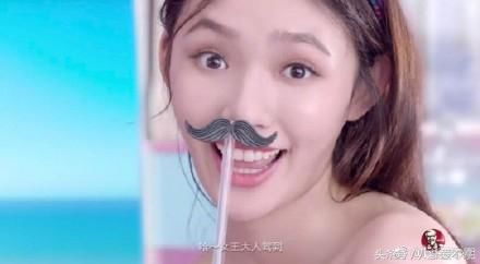 林允撕脚照片发网上，恶心还不让说，公开怼网友！学郑爽放飞自我