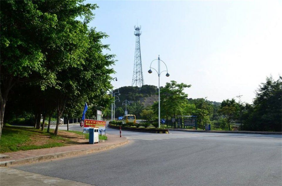 中国最接近城市的镇子:人口67万GDP破千亿，让不少地级市汗颜