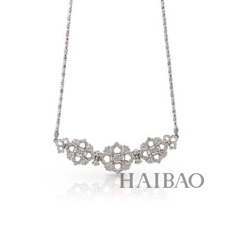 看《天坑鹰猎》,帮王俊凯挑选女朋友