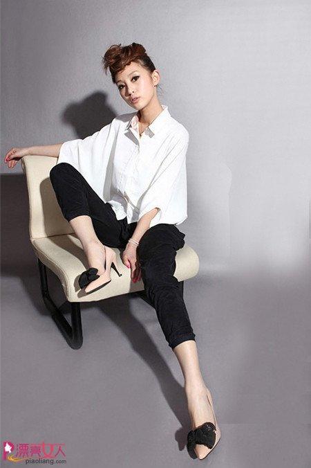 （美拍）今夏围楔型美鞋打造名模般美腿视觉