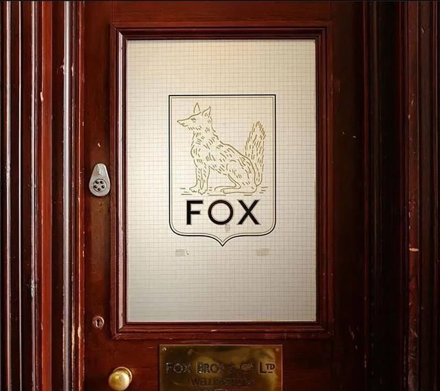  『法兰绒面料』Fox Brothers | 法兰绒鼻祖，英系老布商的态度与修养