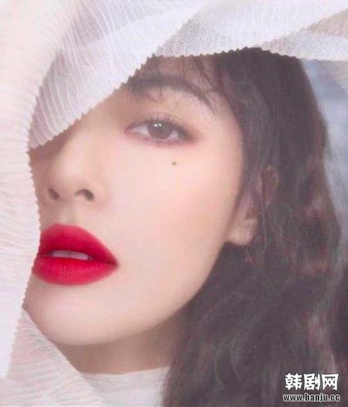 后泫雅首更新SNS 只有照片无只言片语