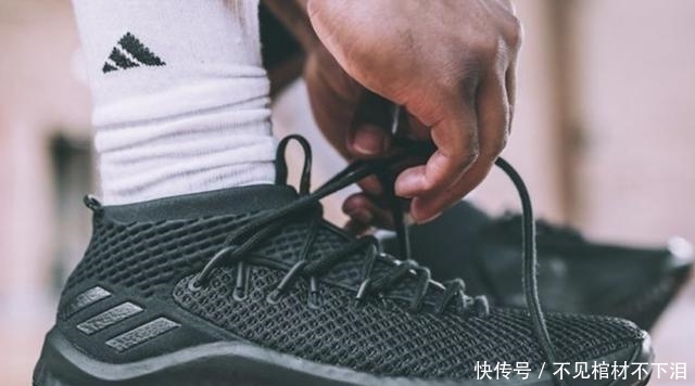 「能力」Adidas Dame 4,拥有超强锁定能力的优秀中帮战靴