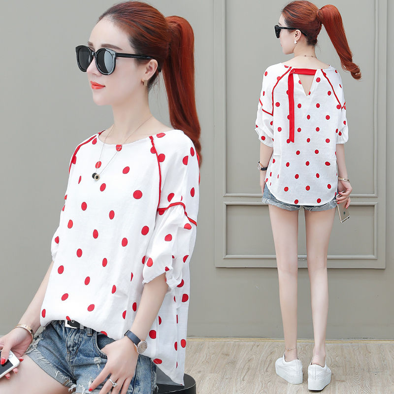 身材丰满就不要畏缩藏!试试如今巨火的紧身T恤，彰显女人好身材