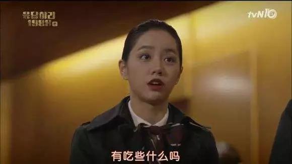 今年最火的“缩脸短发”，让脸小到不行