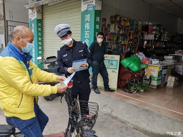交通安全■七进活动之进农村——沙田交警进穗丰年村开展交通安全宣传活动