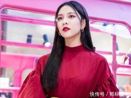 『五官非常』女生自以为好看的4种发型,其实都是“踩雷”款,直男大多都反感
