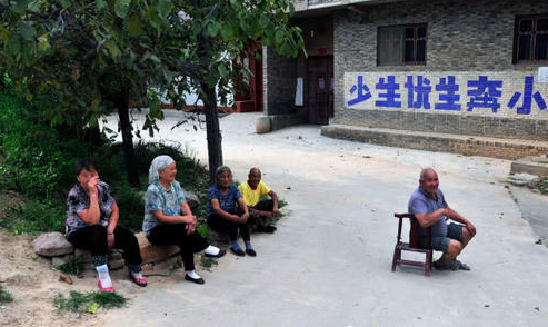  「回村」中秋将至，农村4种人回村会被当做“另类”，很招人烦，