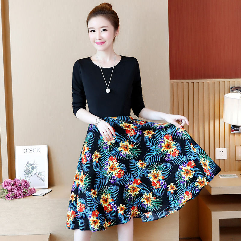 秋装大量上新，散发高级感女神款连衣裙的，好看不贵名媛范