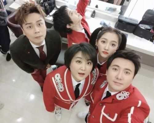 王牌对王牌沈腾cos蓝忘机