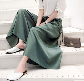个子小腿粗的女人别穿紧身裤，试试阔腿裤套装，洋气的甩裙八条街