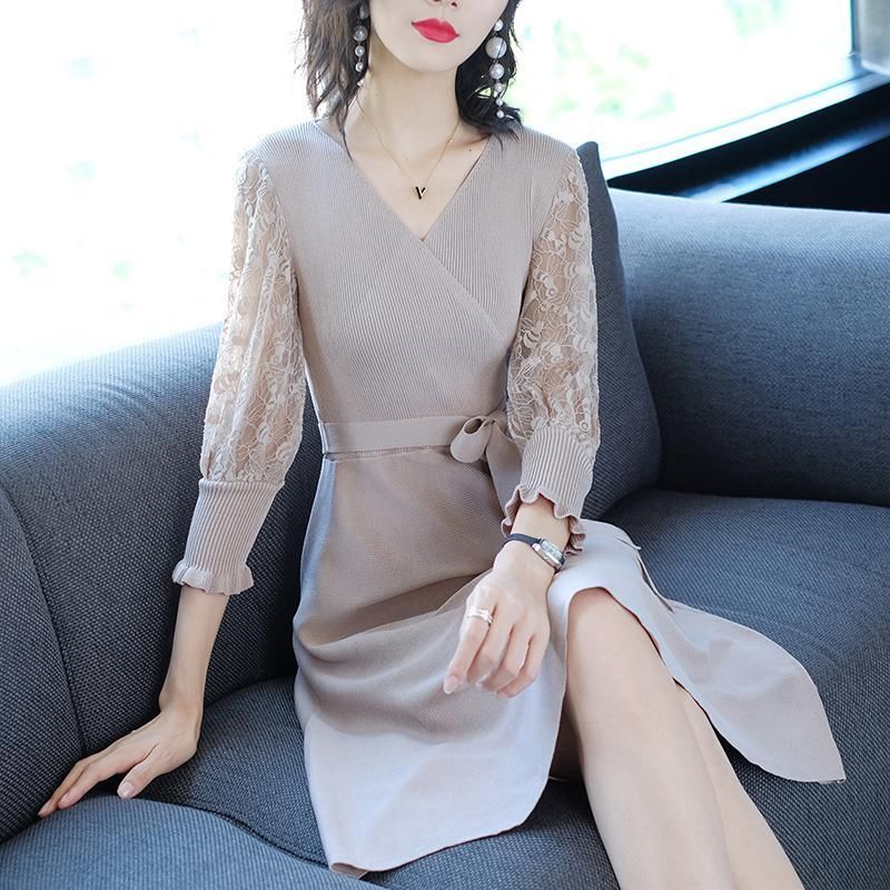 女人穿对真的很美!一款比一款新颖洋气套装,70后变美嫩小姐姐