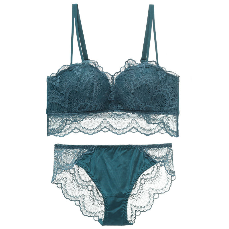 老式套装已过时,今年超流行蕾丝款式,性感迷人不束缚