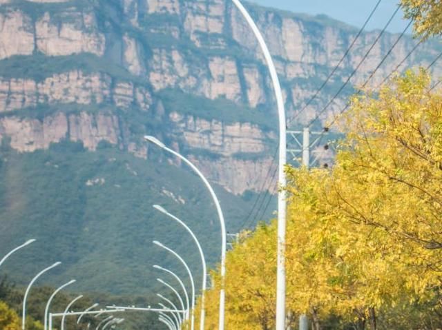 河南这座低调的古村，初冬风景如画，吸引千人前来居住