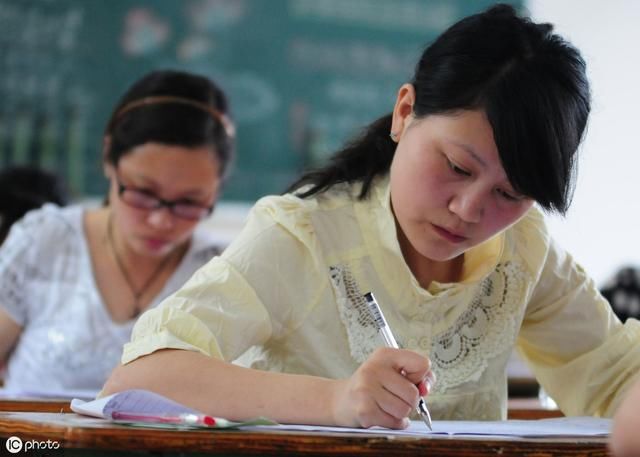 事业单位高级工和中级职称工资一样吗？看完心里有数了