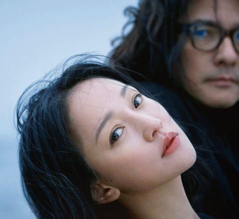 杨幂的“扶摇妆”比白浅好看一万倍，怪不得阮经天对她摸脸杀！