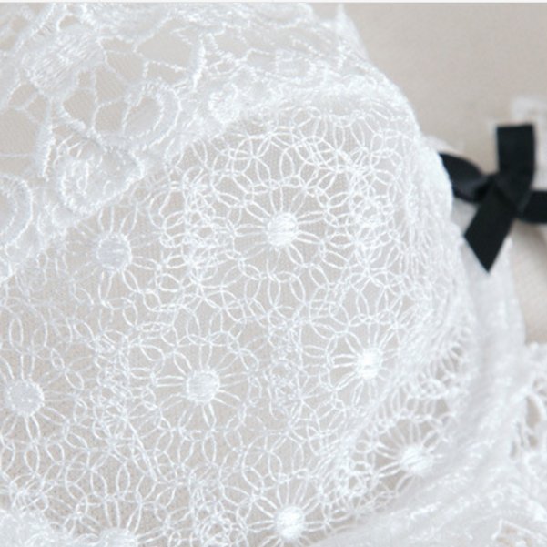 无钢圈隐形内内,聚拢型超舒爽,一秒平A到F从此告别飞机场~