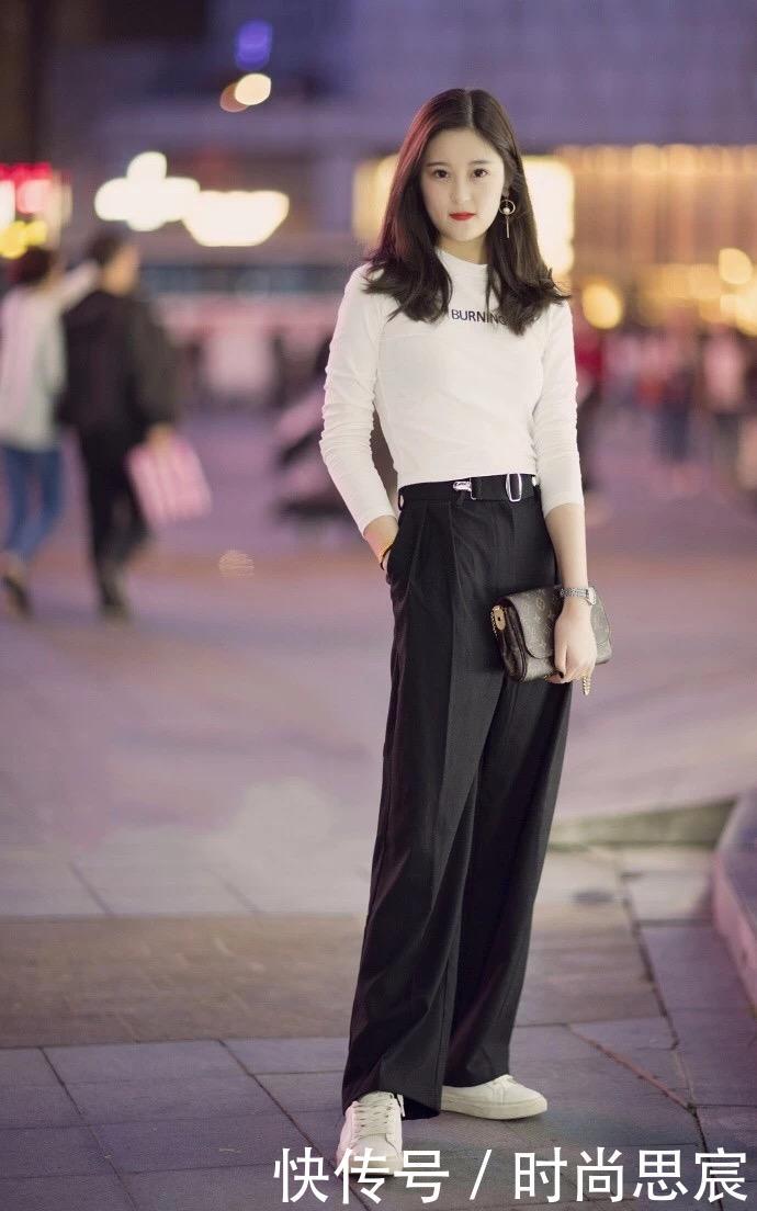 成都街拍: 温婉尔雅的小姐姐就是一道风景线