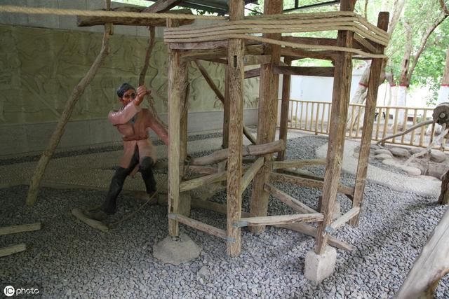  「地下」「地理大观」新疆坎儿井——世界最大最复杂的地下水利