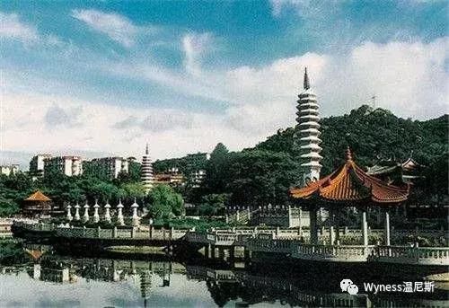 都说佛门乃清净之地，厦门这件寺庙却香火鼎盛！