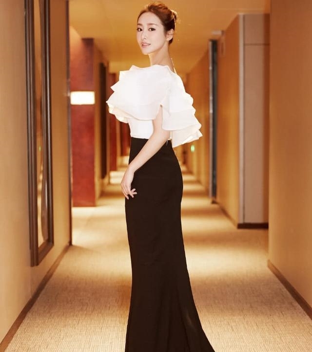 『闺蜜』她在剧中害惨赵丽颖，现实和赵丽颖是好闺蜜，长得跟王鸥像极了！