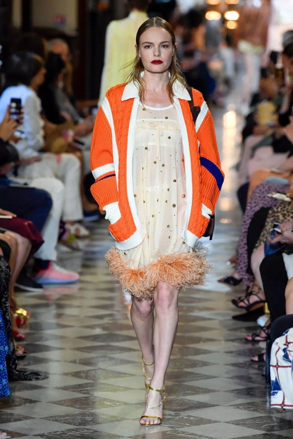 致敬多样性，Miu Miu请来了有史以来最强的“模特阵营”